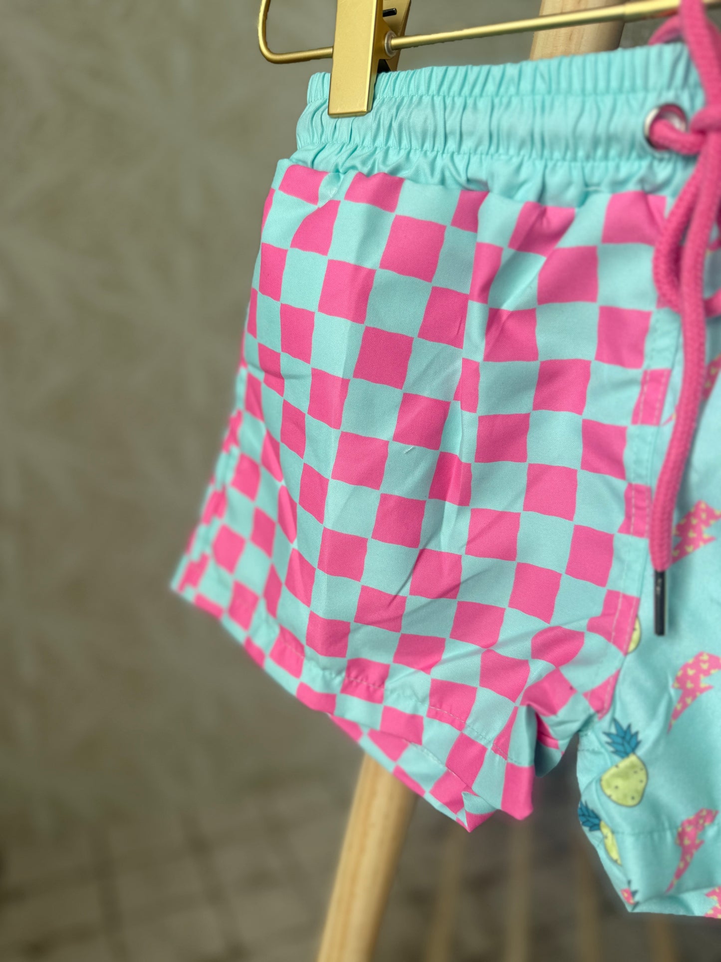 RTS- PINEAPPLE & MOUSE BOLTS CHECKER TRUNKS