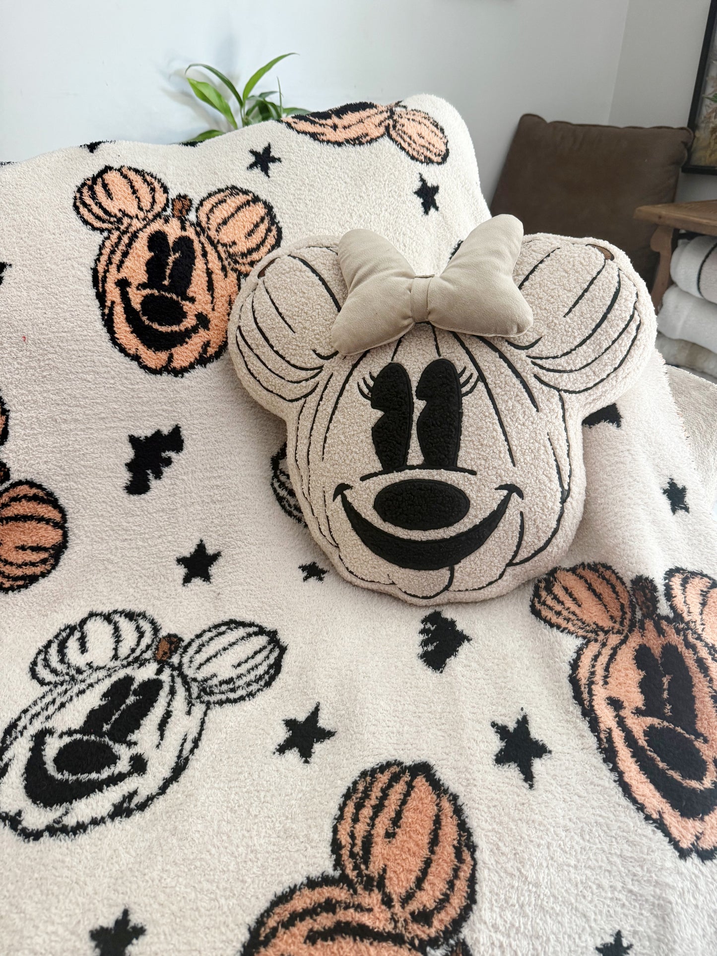 READY TO SHIP - BEIGE MOUSE PUMPKIN PILLOW