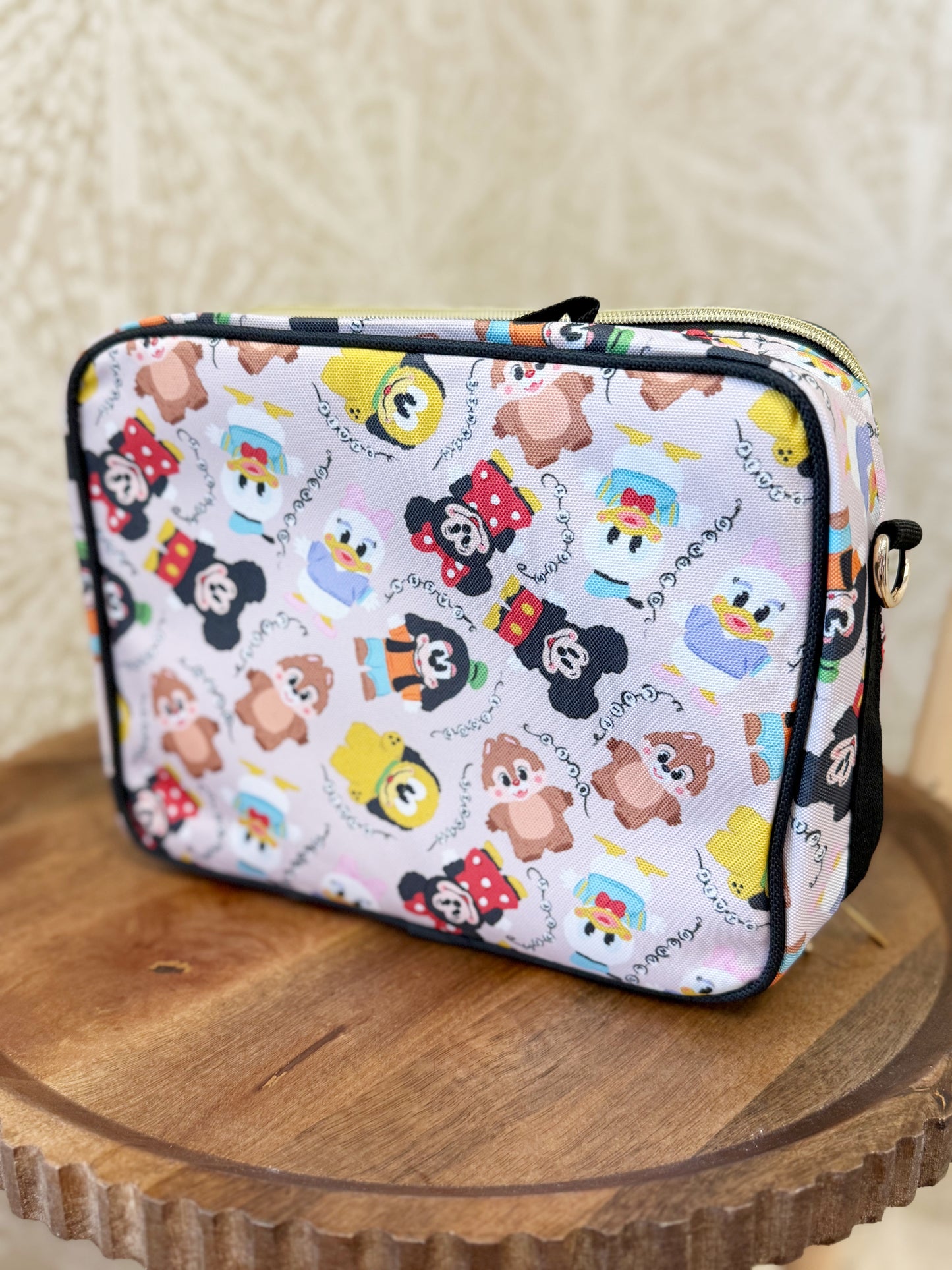 RTS- LUNCH BOX - M I C K E Y FAMILY