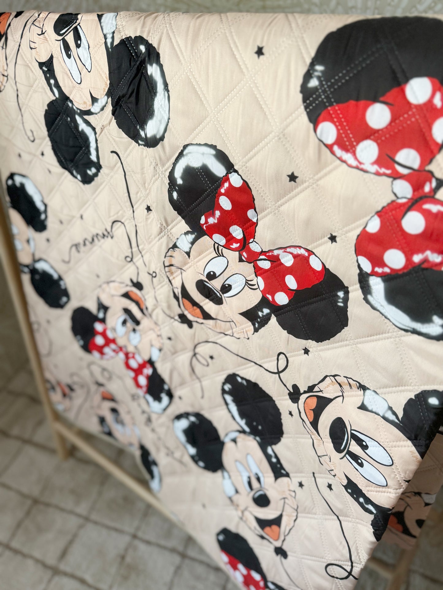 READY TO SHIP - MOUSE BALLOONS - WATERPROOF MAT WITH LEATHER STRAP