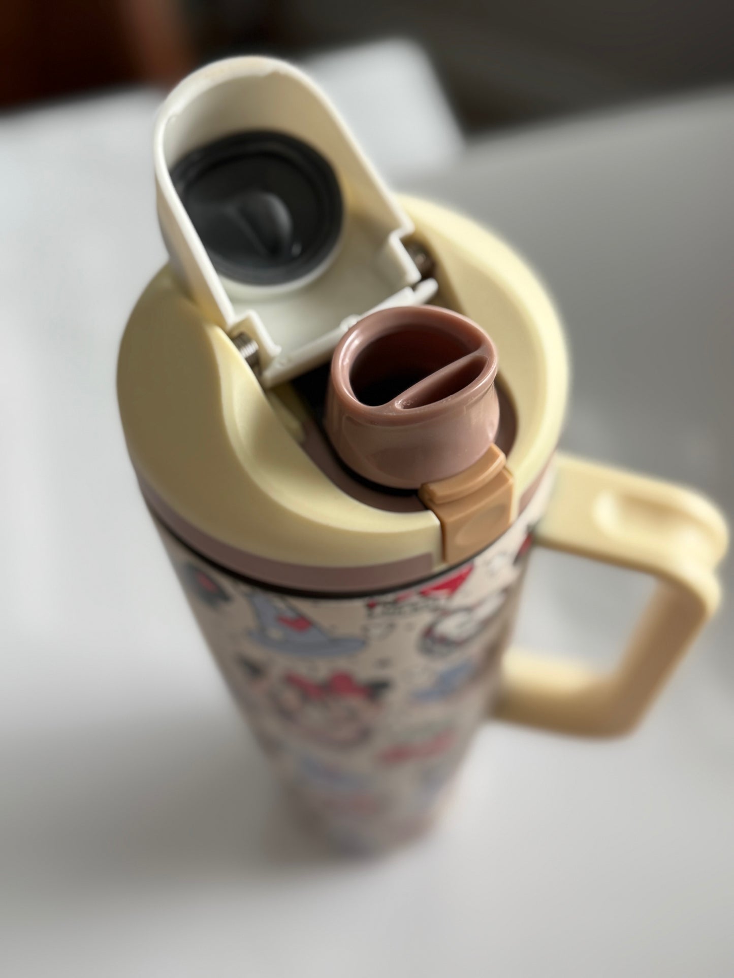 RETRO CAKE MAGIC - 40oz SIPPER STAINLESS STEEL TUMBLER