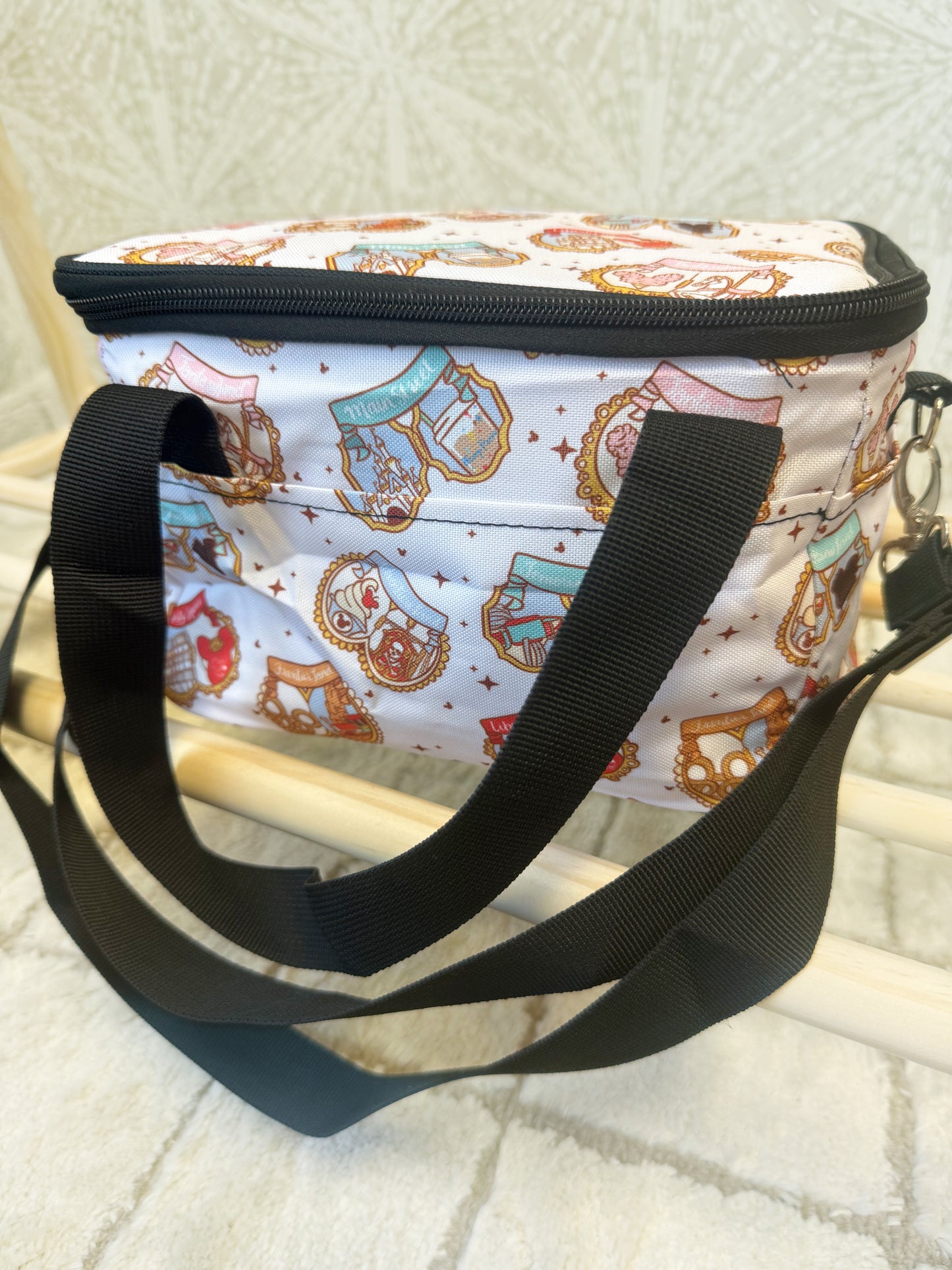 RTS- LUNCH BAG - LANDS & SNACKS