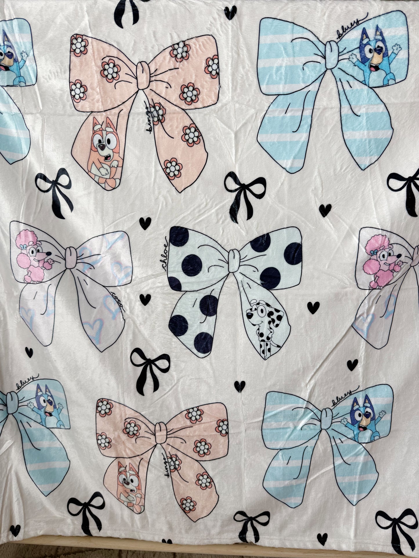 READY TO SHIP - PUPS & BOWS - MINKY BLANKET 50x60"