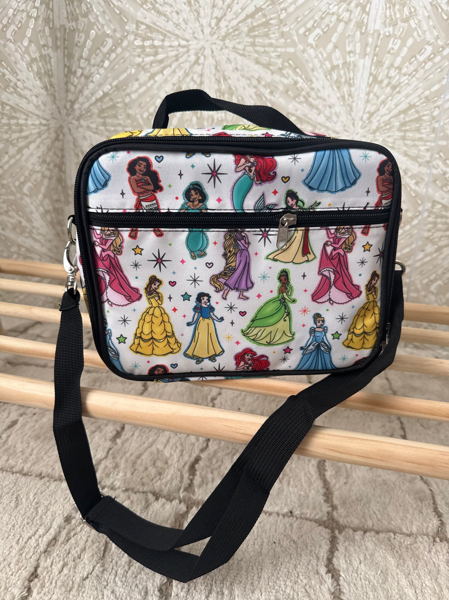 RTS- LUNCH BOX - PRINCESSES