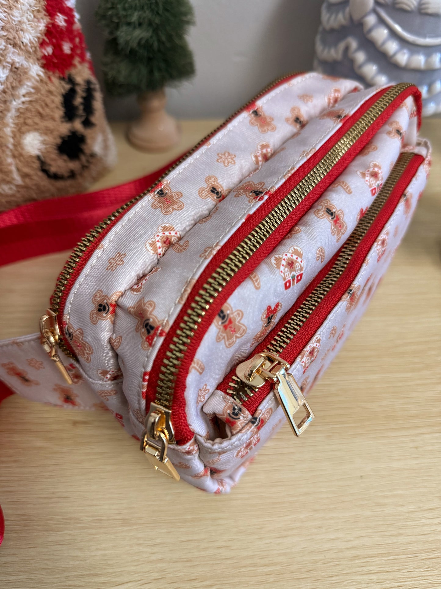 READY TO SHIP - Gingerbread Mouse Crossbody/Fanny pack