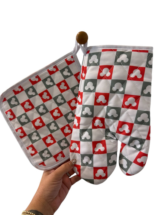 READY TO SHIP - Christmas Mouse Checker - Oven Mitten SET