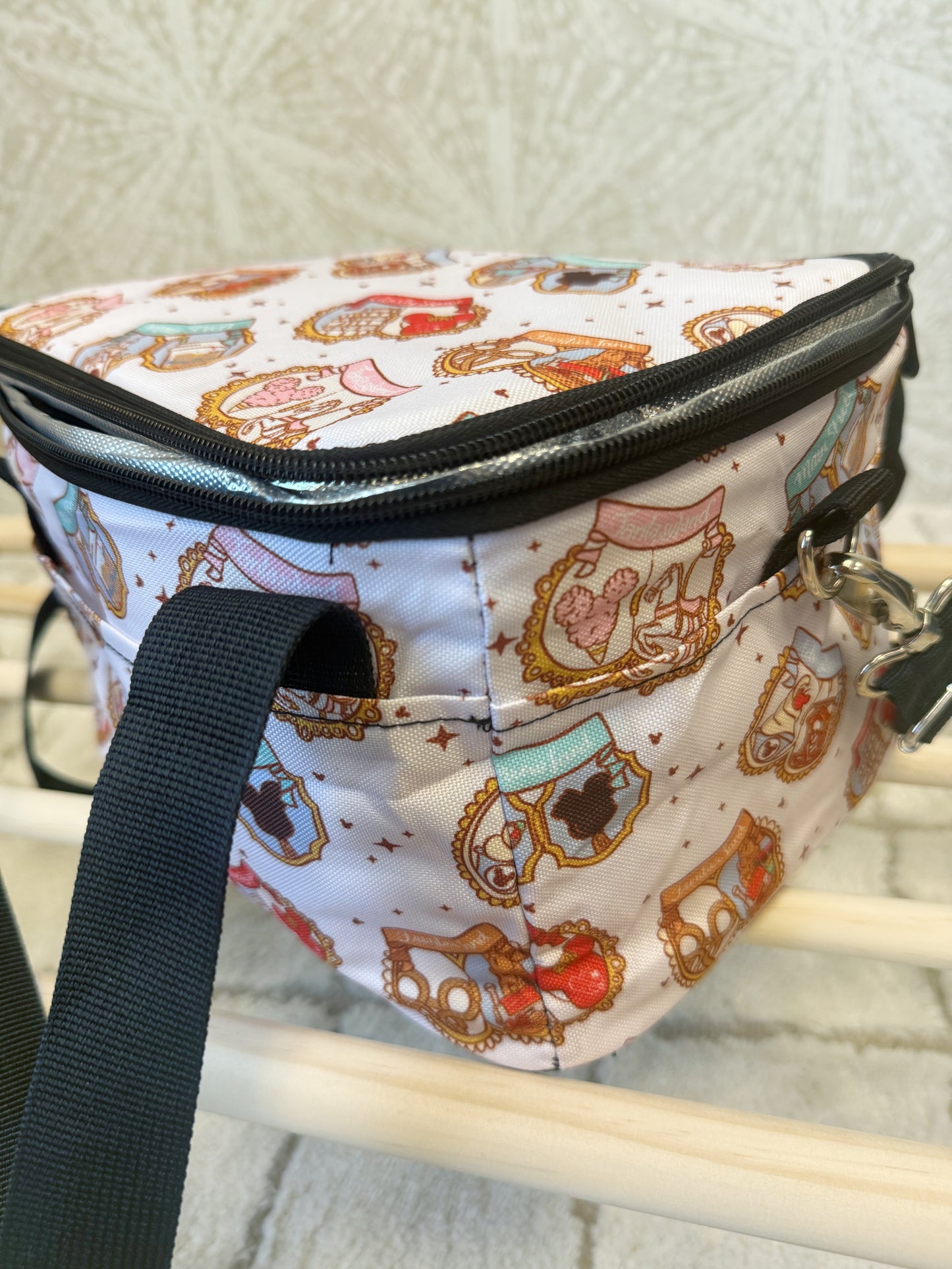 RTS- LUNCH BAG - LANDS & SNACKS