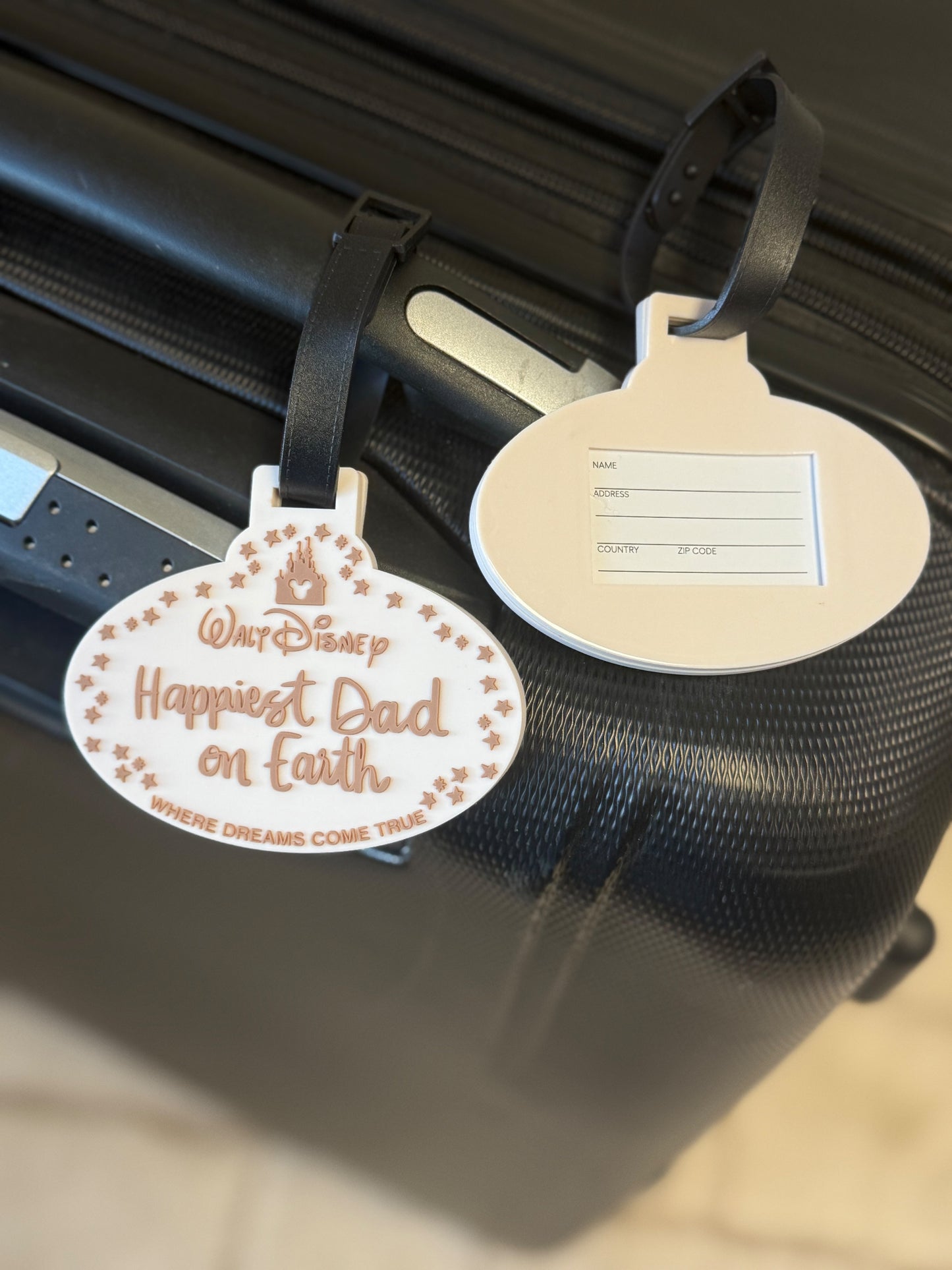 RTS- HAPPIEST ON EARTH - LUGGAGE TAG