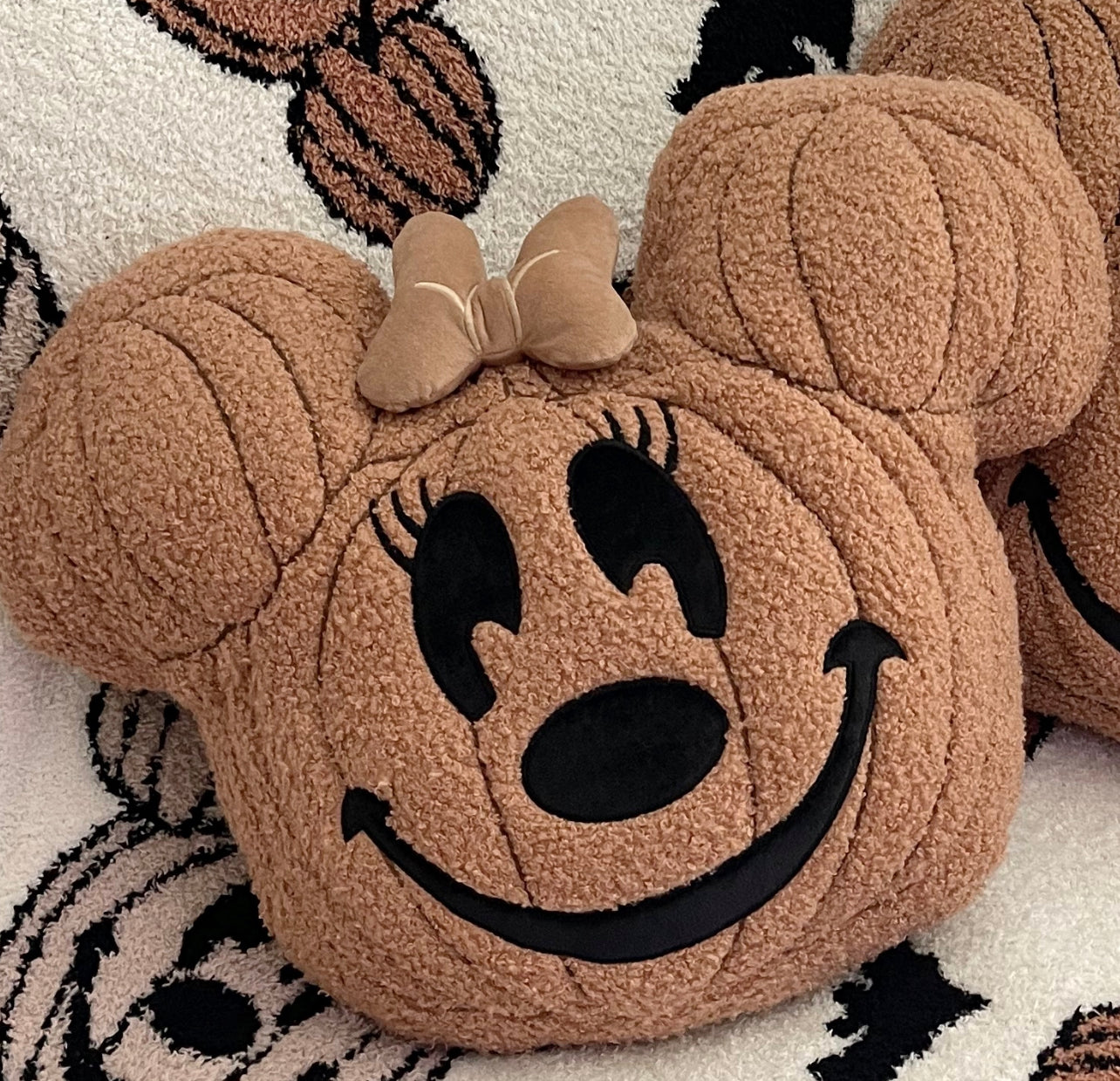 RTS - 2024 ORANGE PUMPKIN MOUSE PILLOW