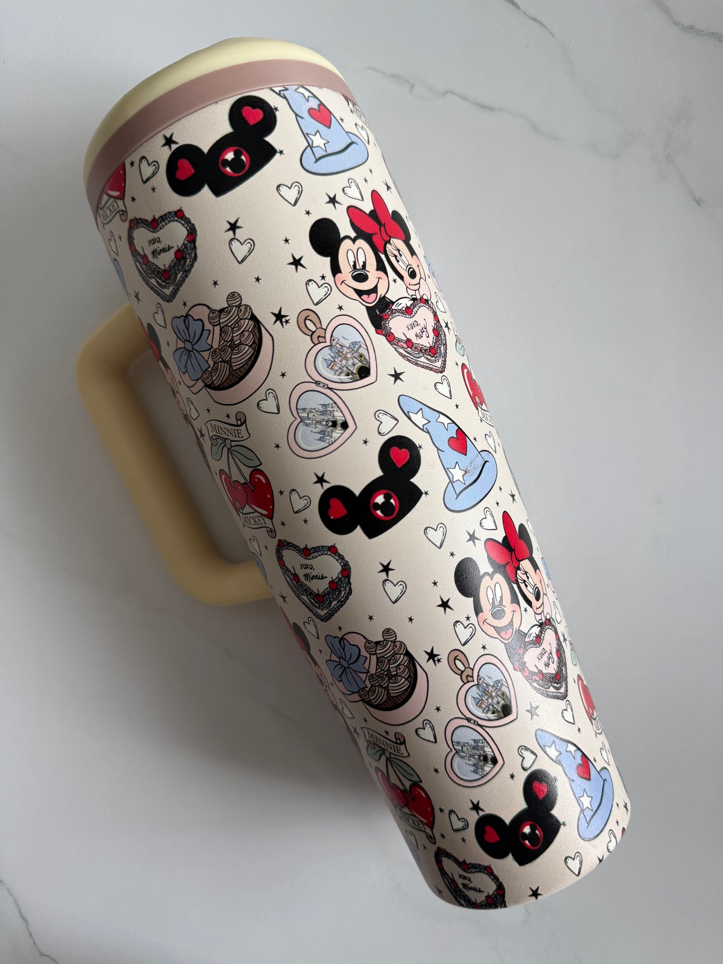 RETRO CAKE MAGIC - 40oz SIPPER STAINLESS STEEL TUMBLER