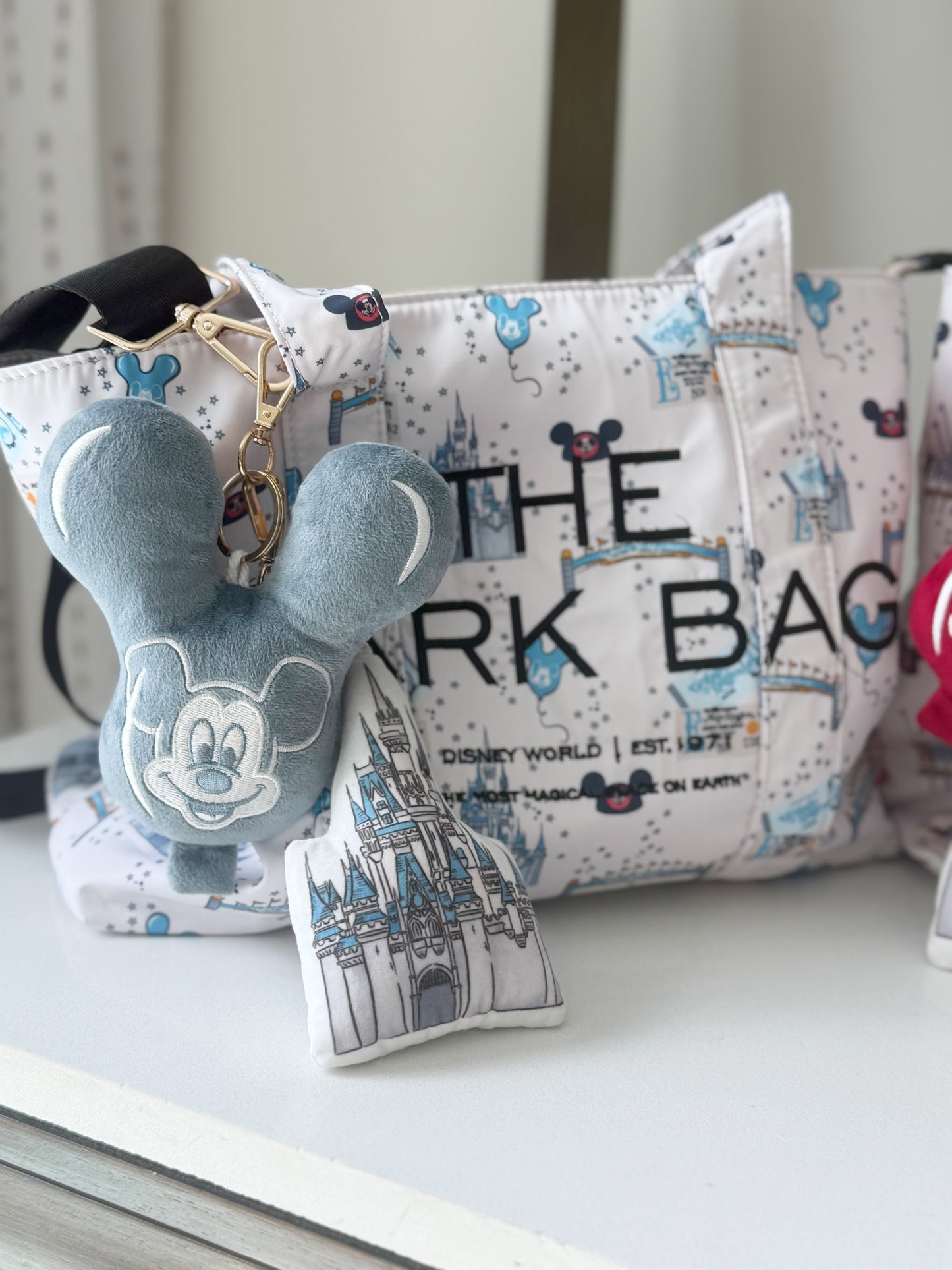 RTS- WEST COAST MAGIC DLR - THE PARK BAG (BAG CHARMS SOLD SEPARATELY)