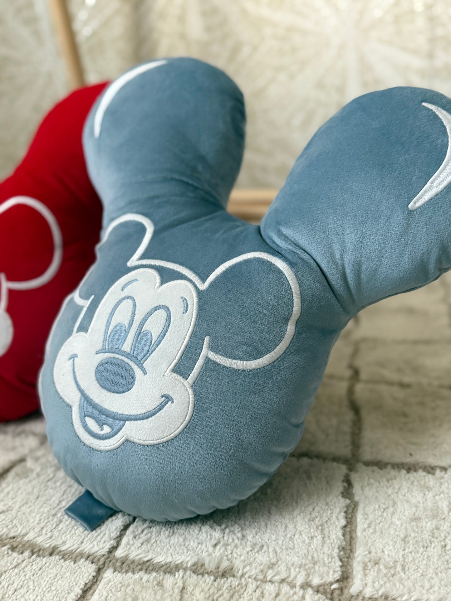 READY TO SHIP - MOUSE BALLOON PILLOW