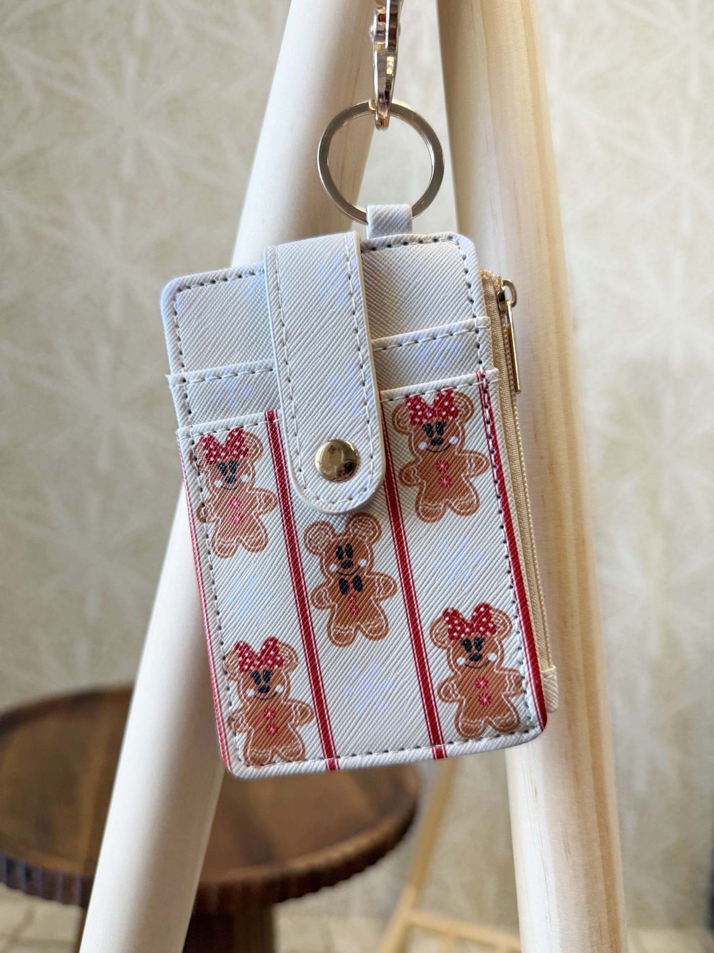 READY TO SHIP - GINGERBREAD - CARDHOLDER WRISTLET