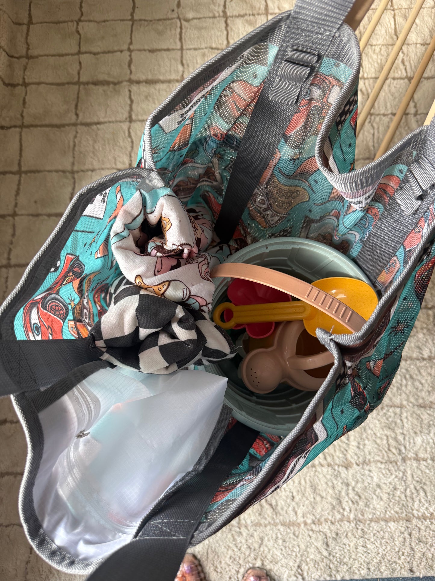 READY TO SHIP - COZY CONE - JUMBO MESH BEACH BAG