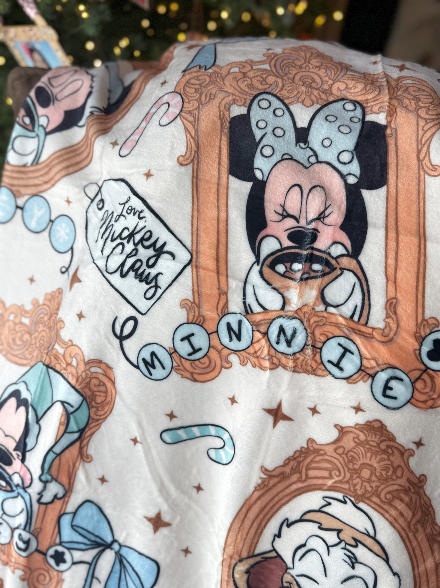 READY TO SHIP - HOT COCO FRIENDS - MINKY BLANKET 50x60"