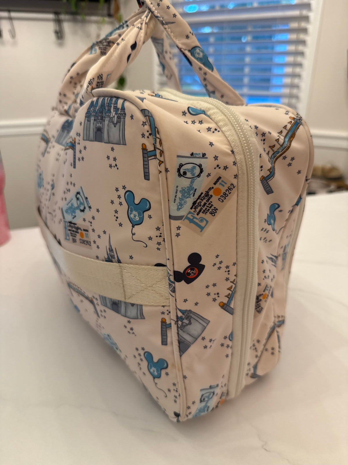RTS- COAST TO COAST TRIFOLD COSMETIC BAG